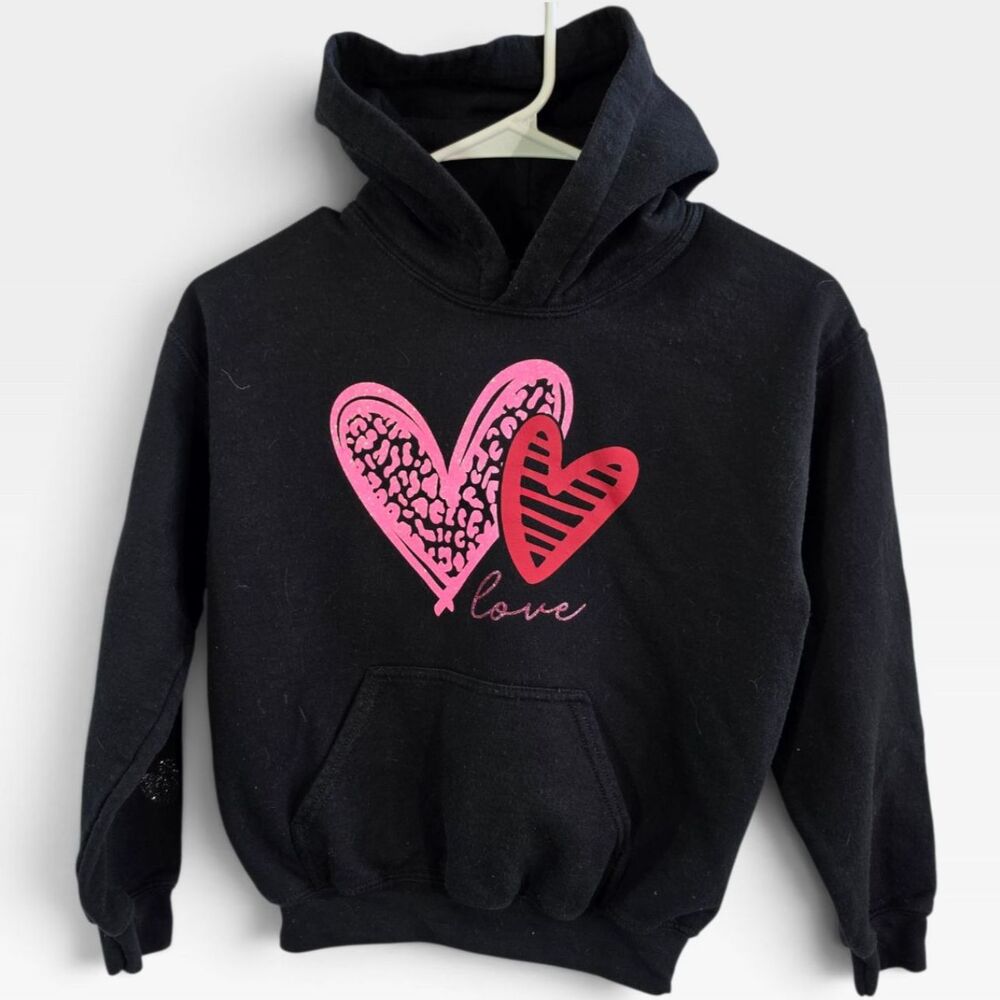 Gildan Youth M Black Hoodie Sweatshirt Pink Leopard Hearts Valentine's Day M